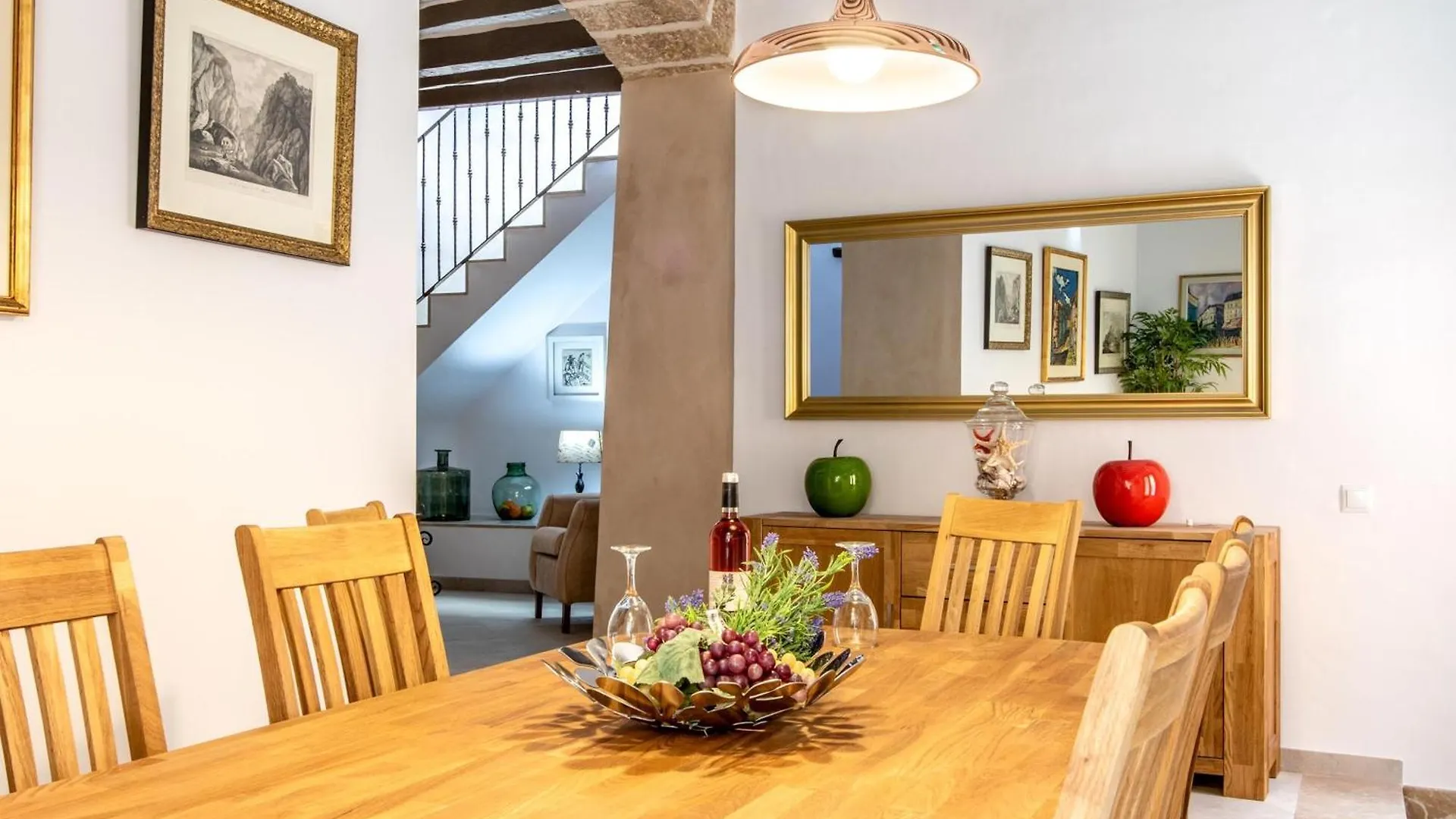 Villa Historic Pollensa Townhouse Casa Roca Horta 4 Bedrooms Sun Terrace Town Mountain Views